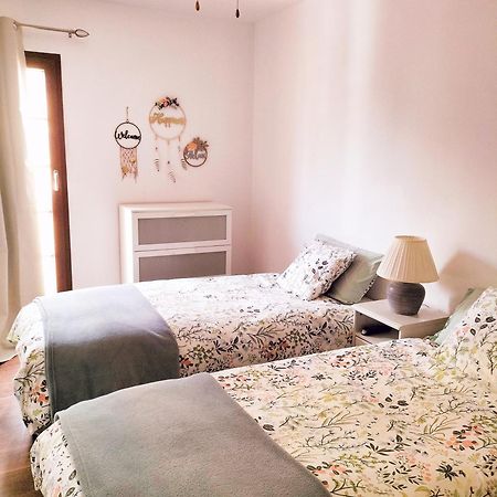 Valencia Beach Room With Private Bathroom Coliving Port Saplaya Exterior foto