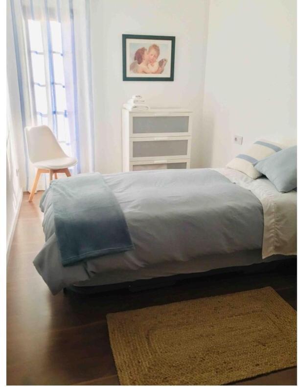 Valencia Beach Room With Private Bathroom Coliving Port Saplaya Exterior foto