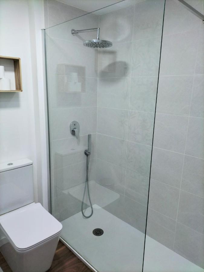Valencia Beach Room With Private Bathroom Coliving Port Saplaya Exterior foto